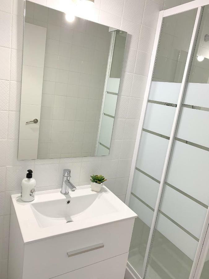 Apartamento 1ª Linea De Mar -Wifi- Aire Acondicionado Empuriabrava Bagian luar foto